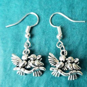 2/10$ NWOT 2 sided couple of perched birds silver tone